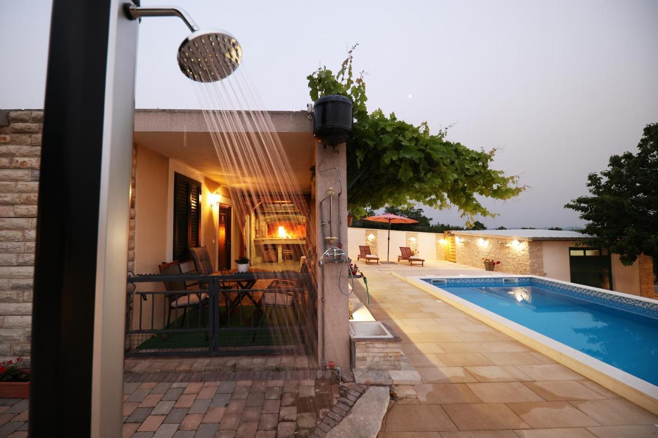 بنكوفاتش Country House Korlat المظهر الخارجي الصورة
