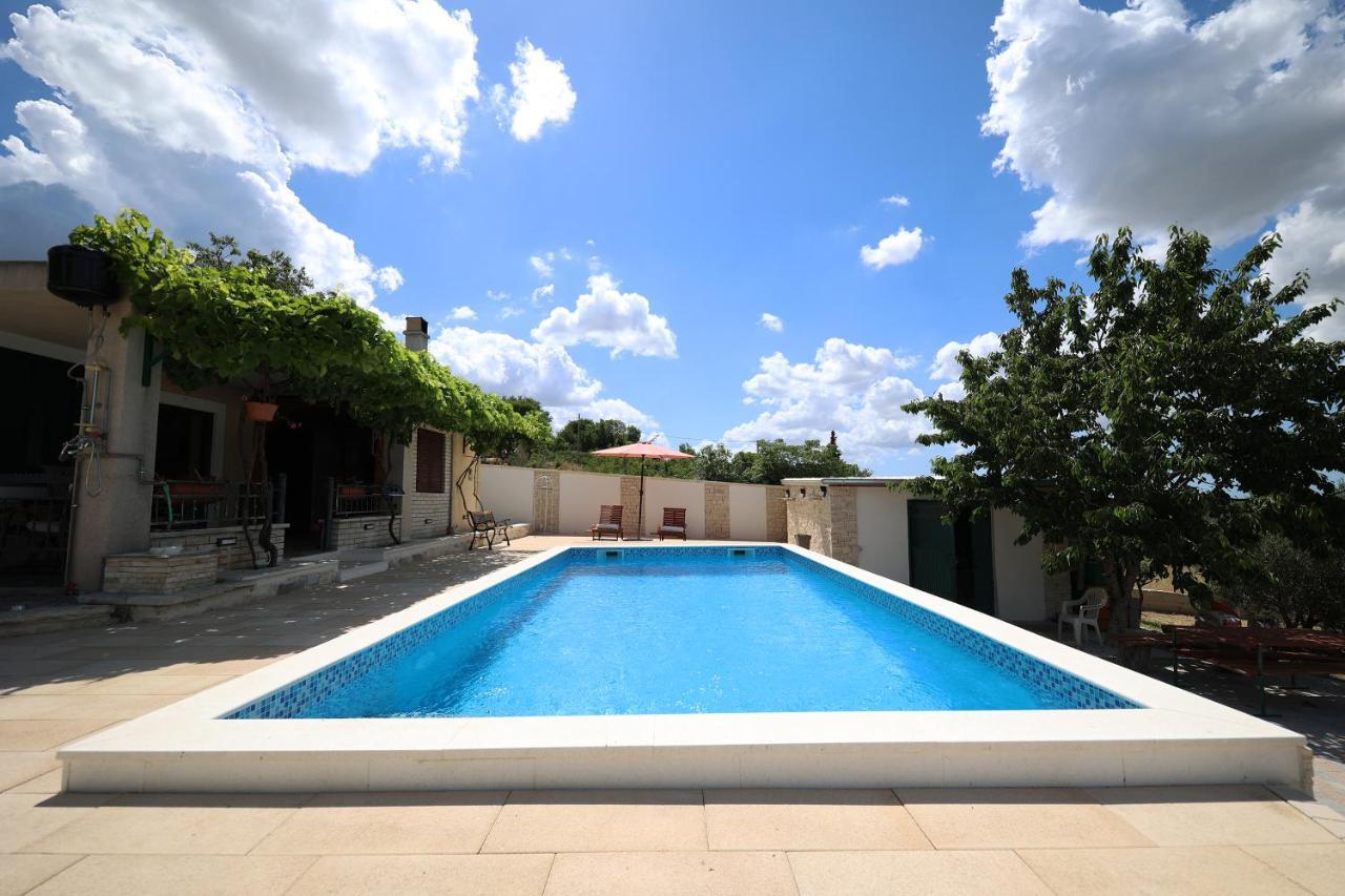 بنكوفاتش Country House Korlat المظهر الخارجي الصورة
