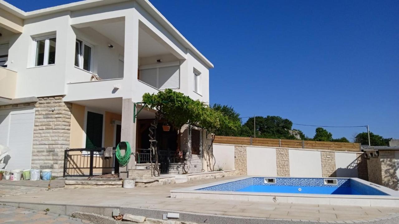 بنكوفاتش Country House Korlat المظهر الخارجي الصورة